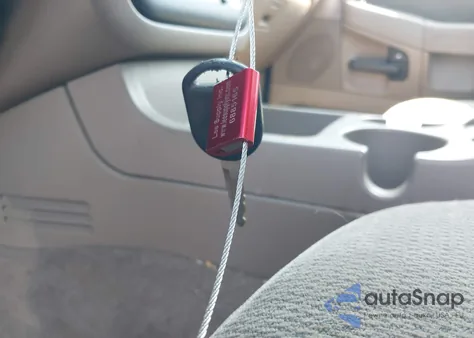 2002 Ford Explorer Xlt z USA, uszkodzony, nr VIN 1FMZU63W02ZB02939